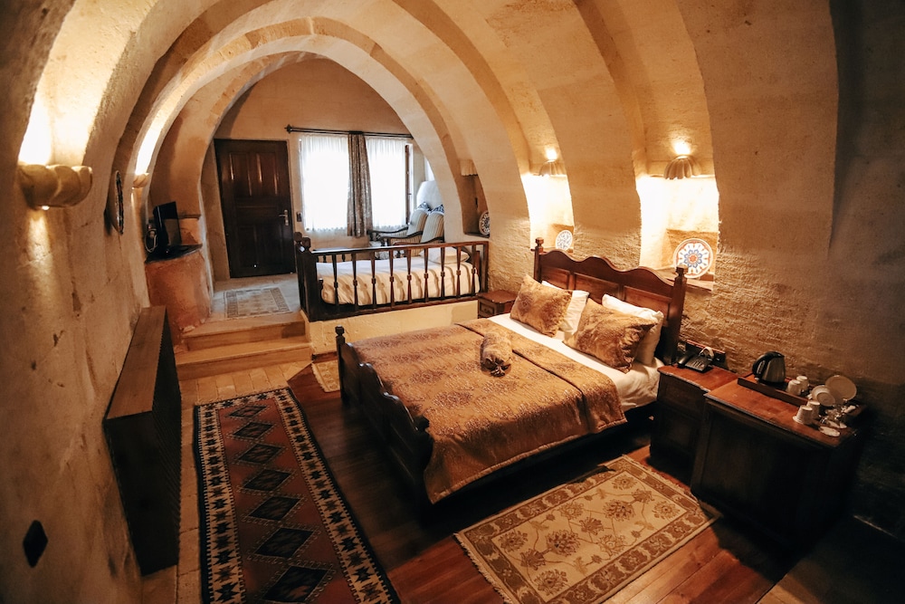 Comfort Suite photo 2