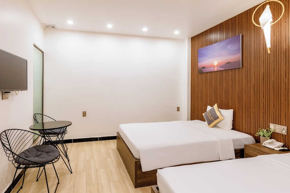Standard Double or Twin Room - Photo 4
