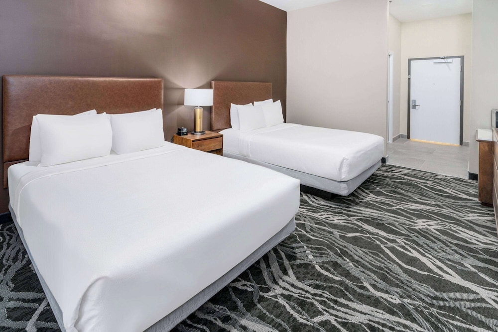 Room, Multiple Beds, Non Smoking