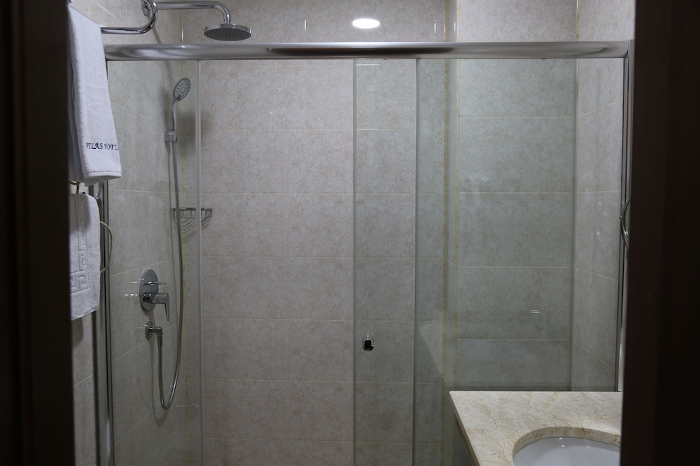Standard Triple Room, Smoking photo 2