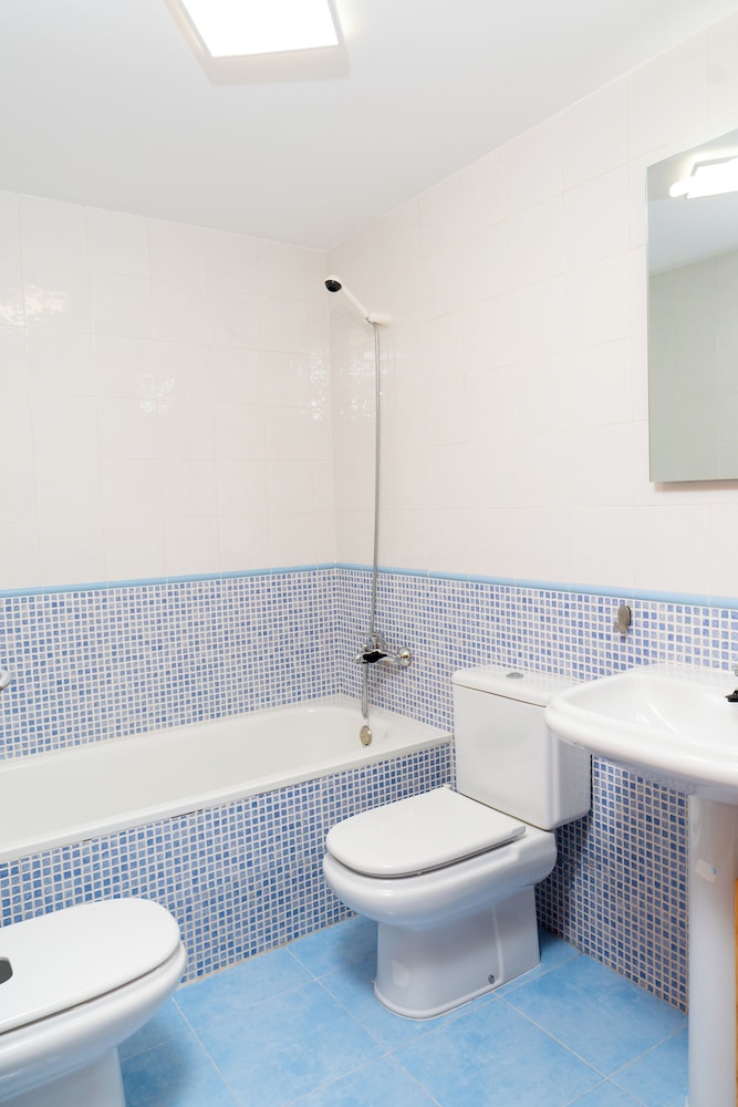 Family Apartment, 2 Bedrooms, 2 Bathrooms photo 2