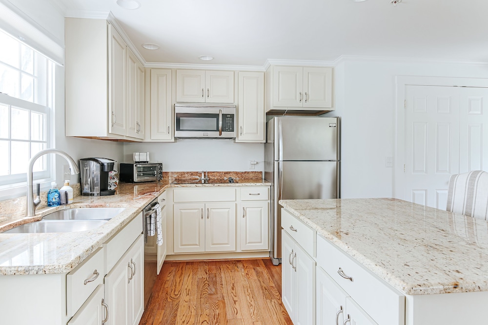 Superior Cottage, Ensuite (The Cottage) photo 2