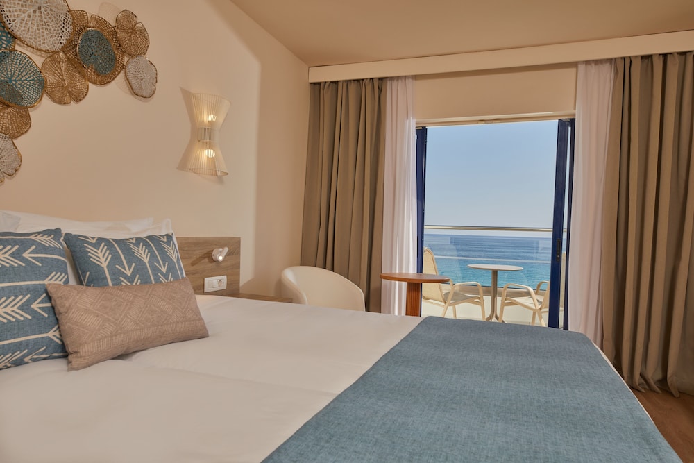 Junior Suite, Balcony, Sea View (1 Adult - My Favorite Club) - Photo 6