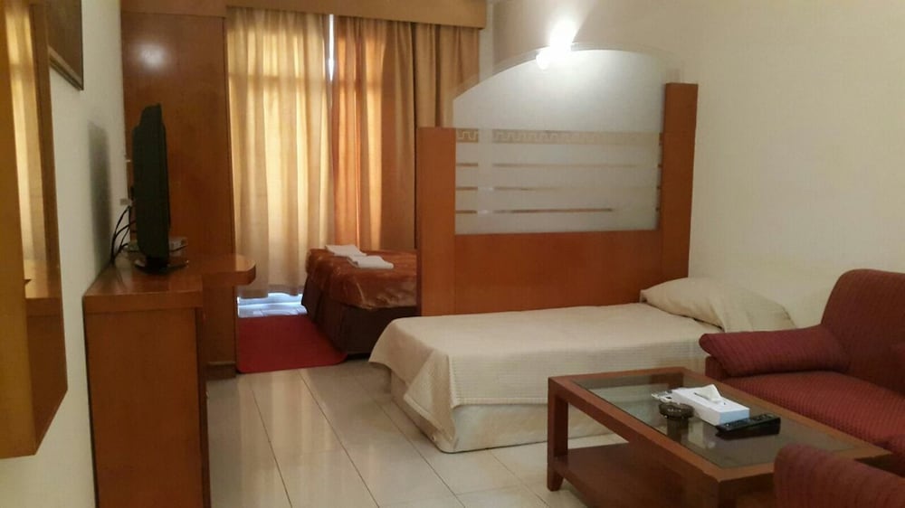 Deluxe Triple Room photo 3