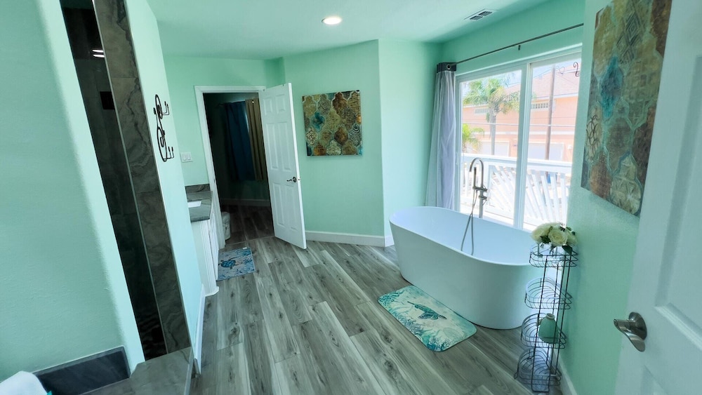 Standard Room - Photo 7