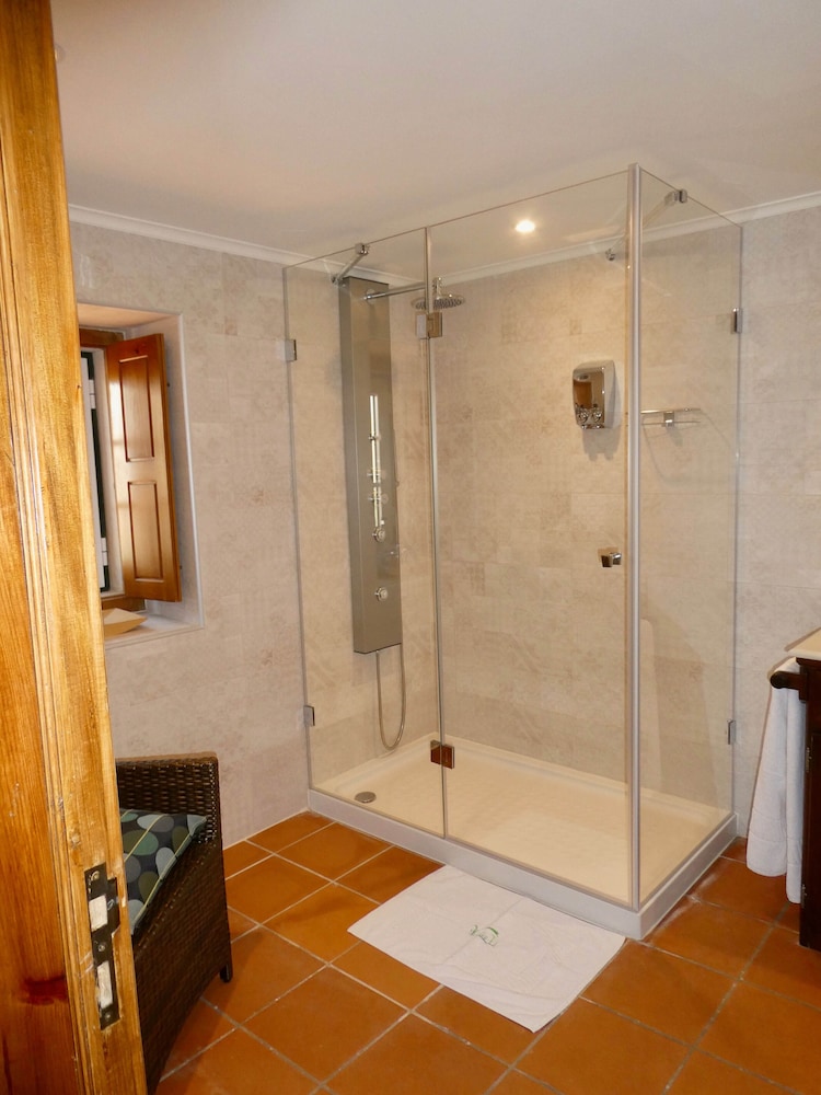 Panoramic Double or Twin Room photo 2
