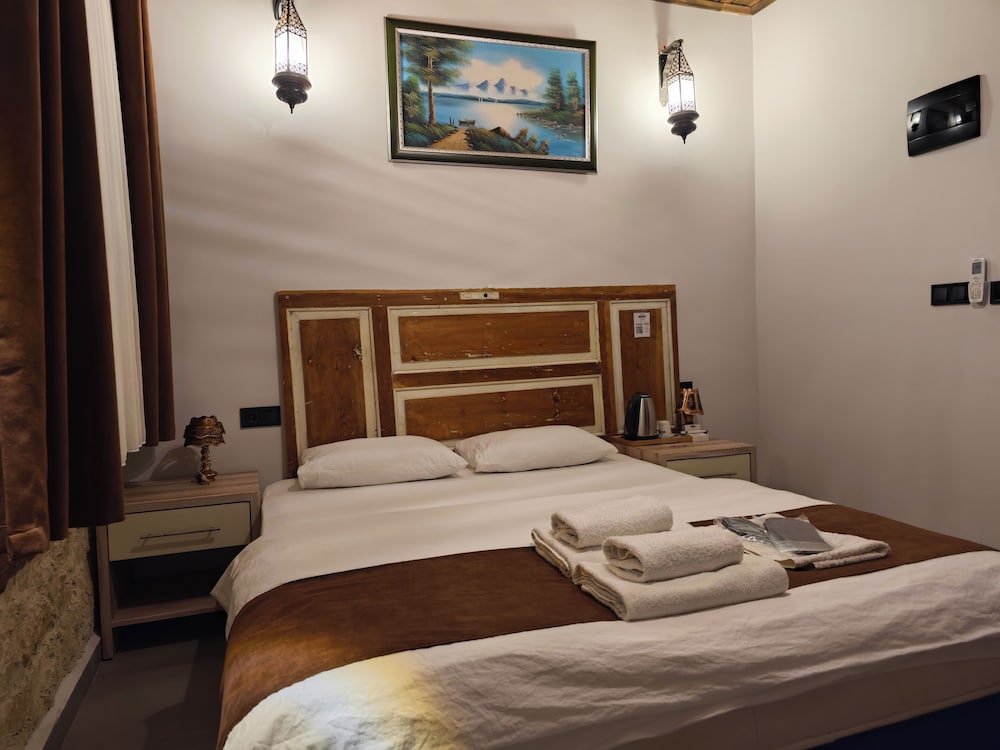 Classic Single Room