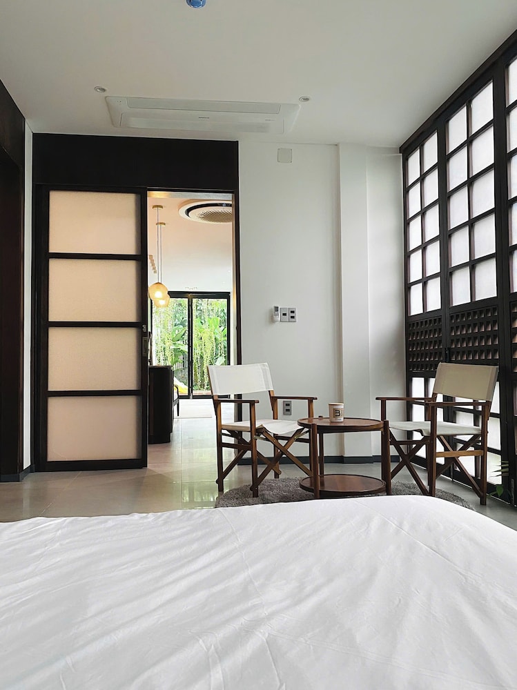 Luxury Room, Pool View photo 2