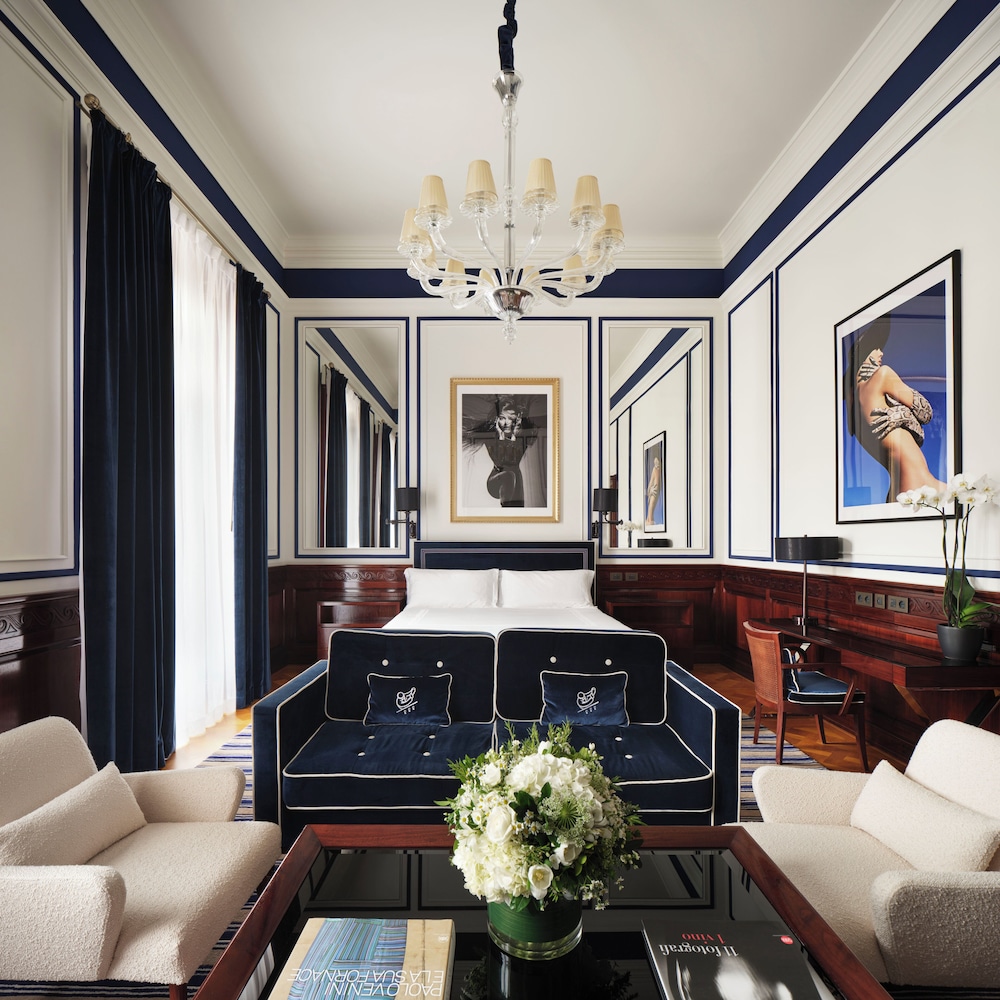 Signature Suite