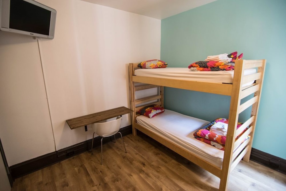 Bartlett Economy Bunks, Hall Bath Longstay - Photo 3