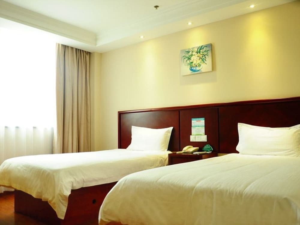 Standard Twin Room photo 3