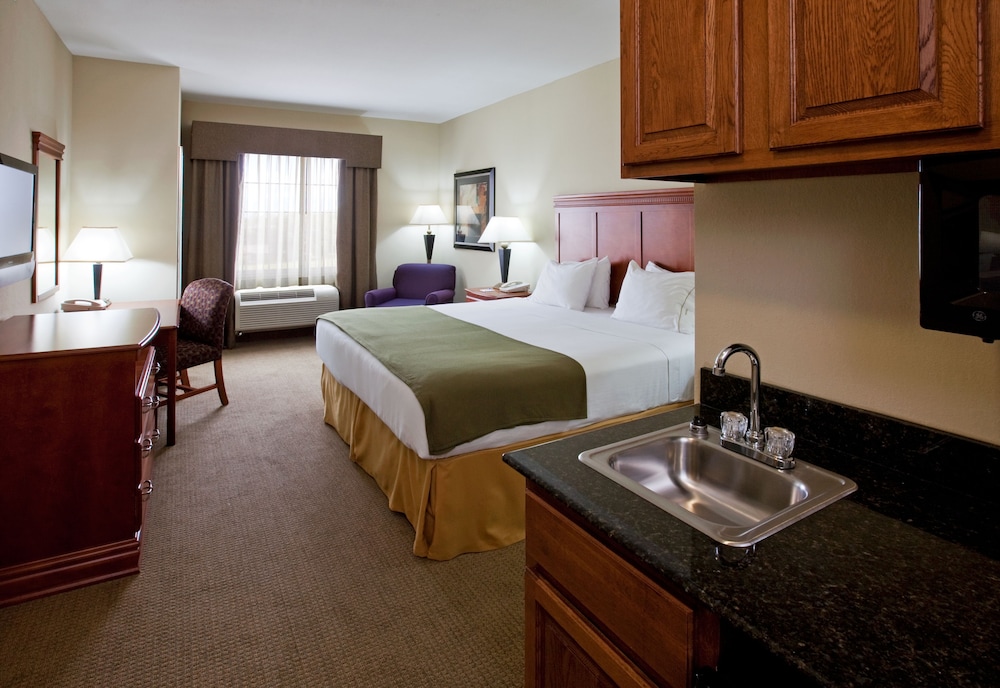 Standard Room, 1 King Bed, Accessible (Communications, Accessible Tub) - Photo 3