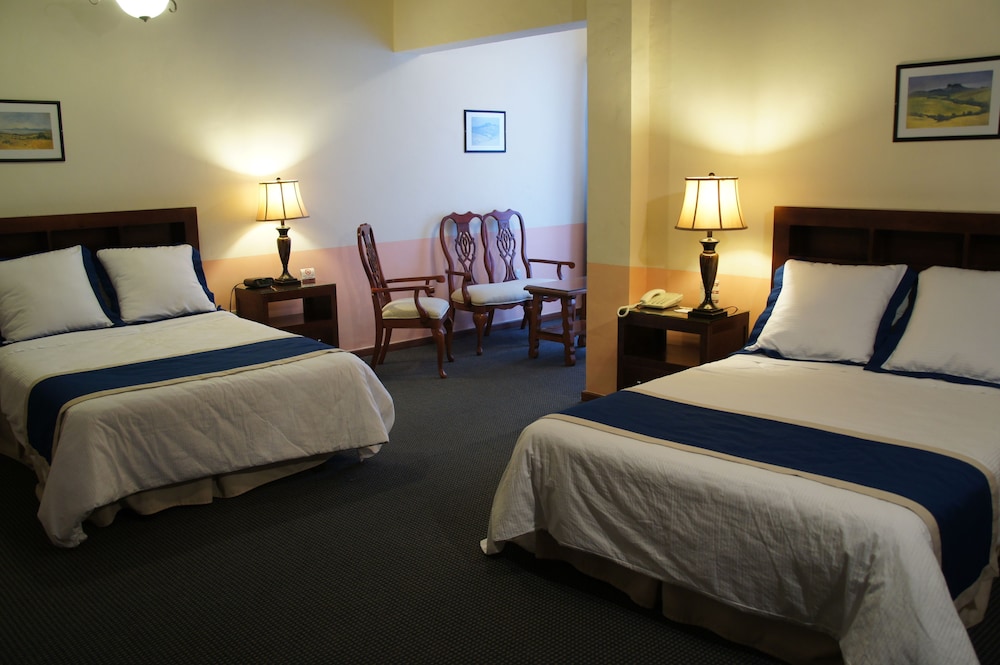 Comfort Quadruple Room, 2 Double Beds - Photo 1