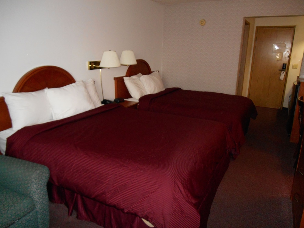 Premium Room, Multiple Beds, Non Smoking photo 2