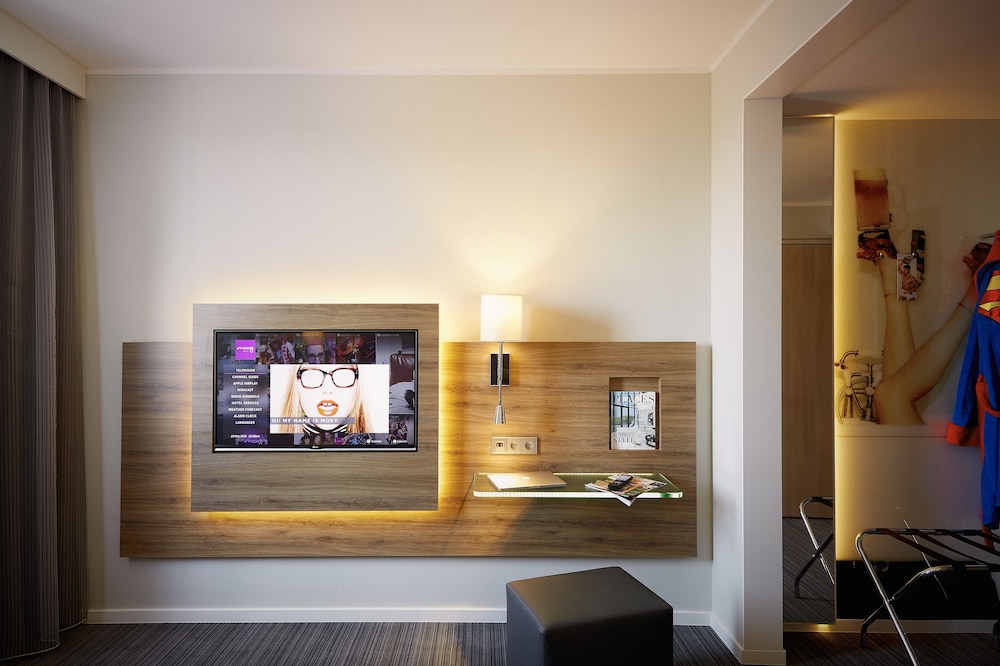 Family Room, 1 Queen Bed, Corner