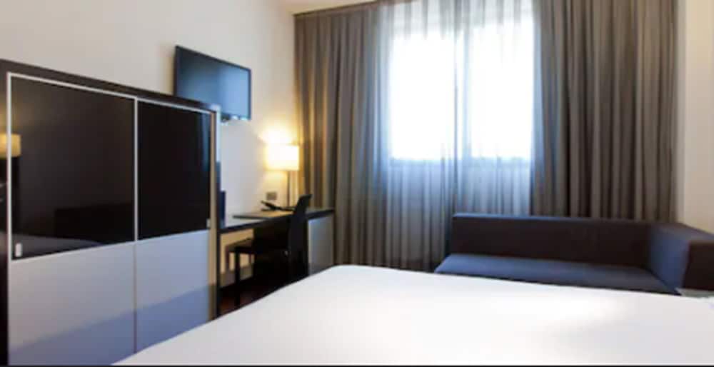 Executive Room, 1 King Bed photo 2