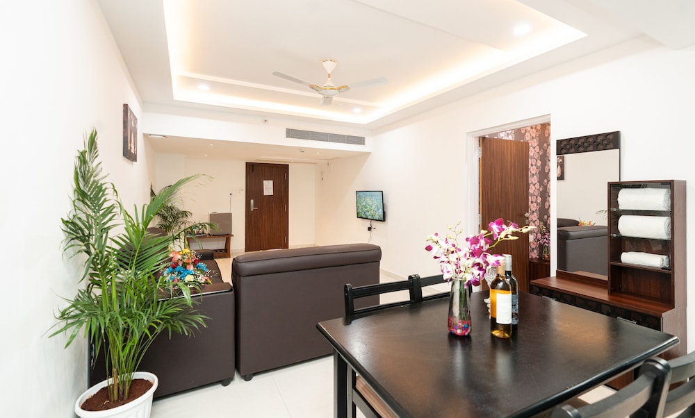 Studio Suite photo 2