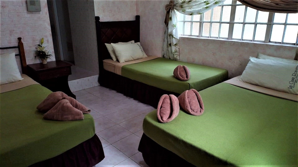 Family Room B photo 2