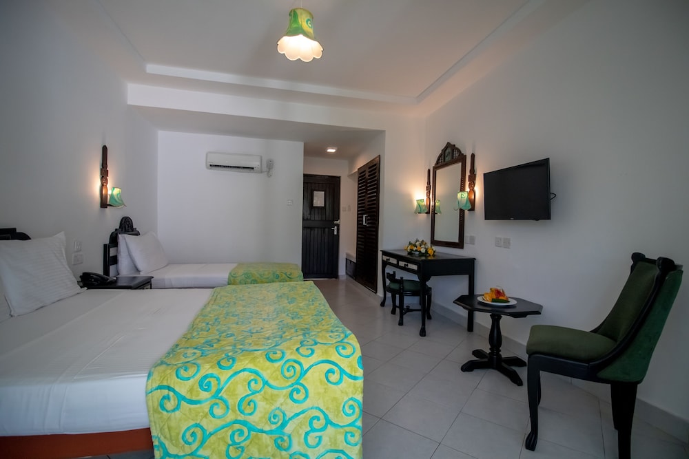 Standard Twin Room photo 3
