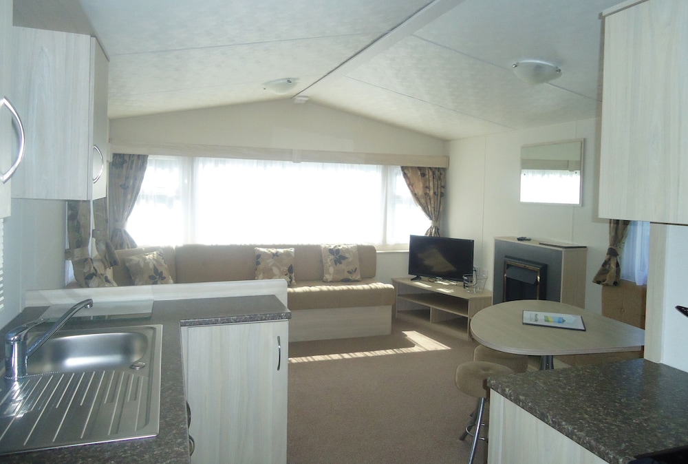 Caravan (Resort Plus) photo 1