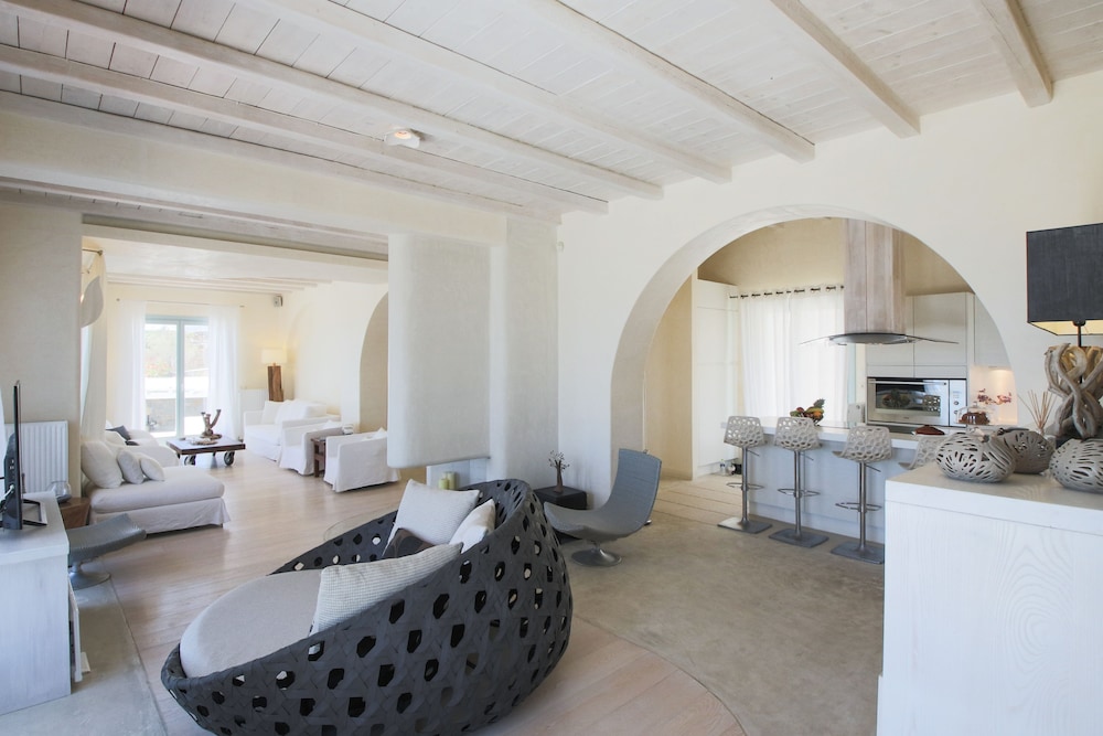 Villa, Multiple Bedrooms