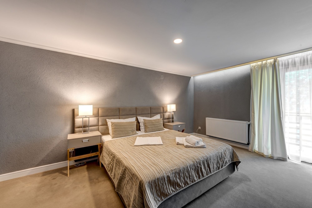 Luxury Suite, Balcony photo 1