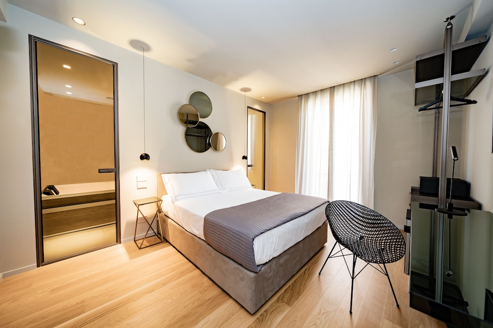 Luxury Studio Suite photo 3