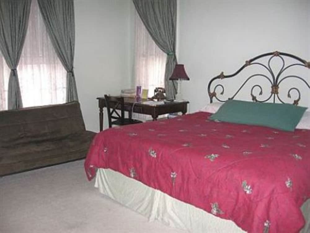 Room (Carpenter room) photo 1