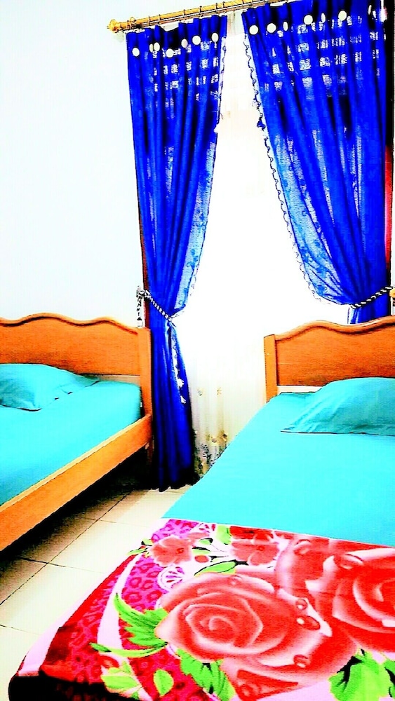 Economy Double or Twin Room, 2 Double Beds, Ground Floor photo 1