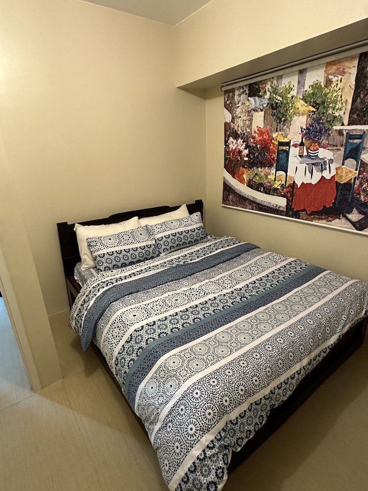Exclusive Condo photo 1