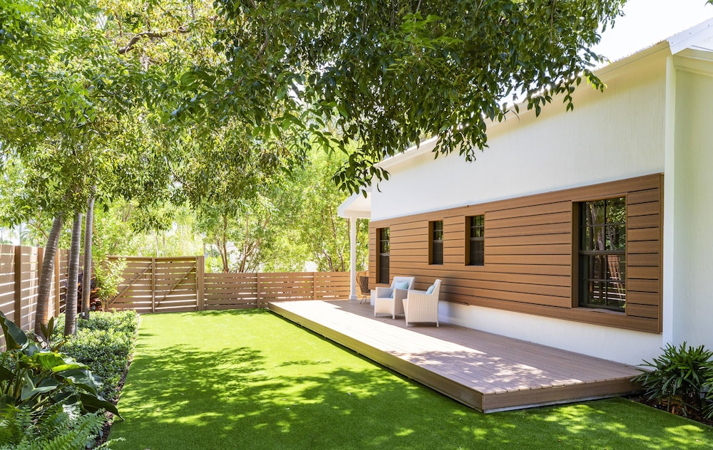 Superior Room, Multiple Beds, Garden View, photo 6