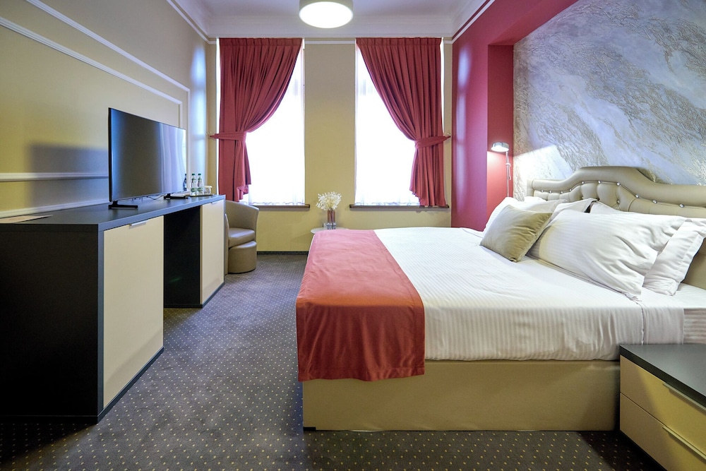 Deluxe Single Room, Balcony, Bay View