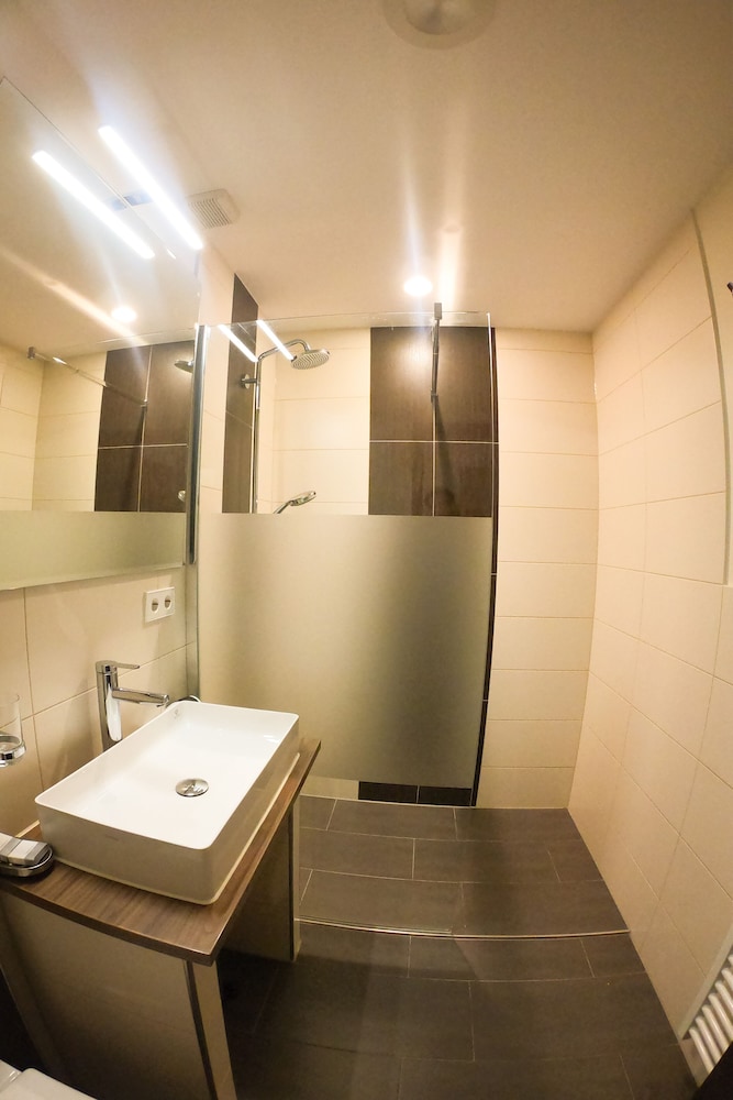 Premium Suite, 3 Bedrooms, Kitchen photo 3