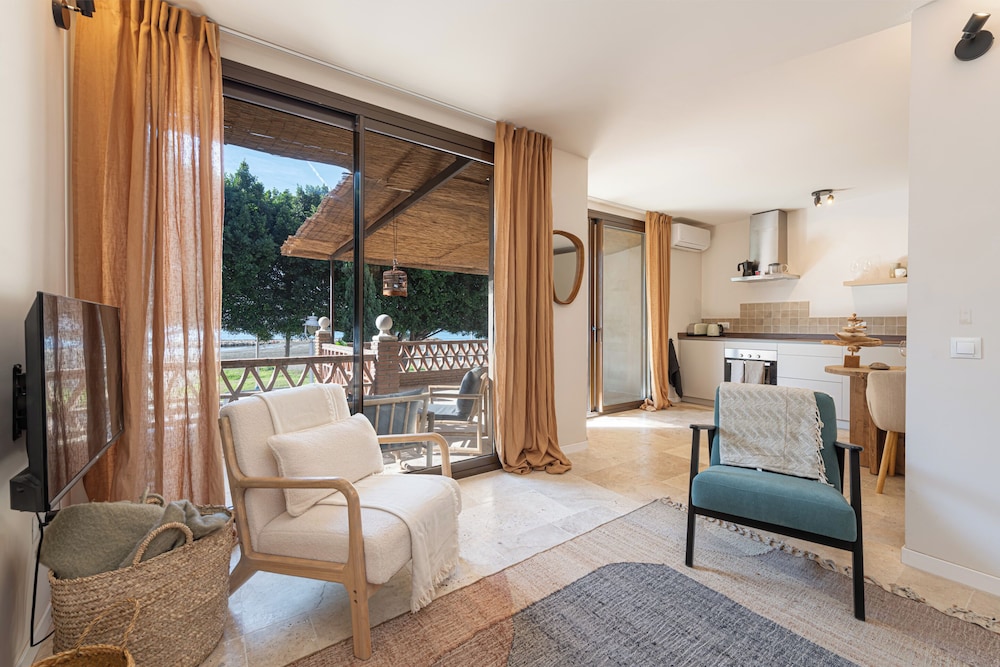 Apartamento de lujo con vista al mar