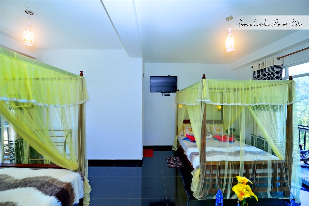 Family Room, 1 Bedroom, Mountain View, Mountainside photo 1