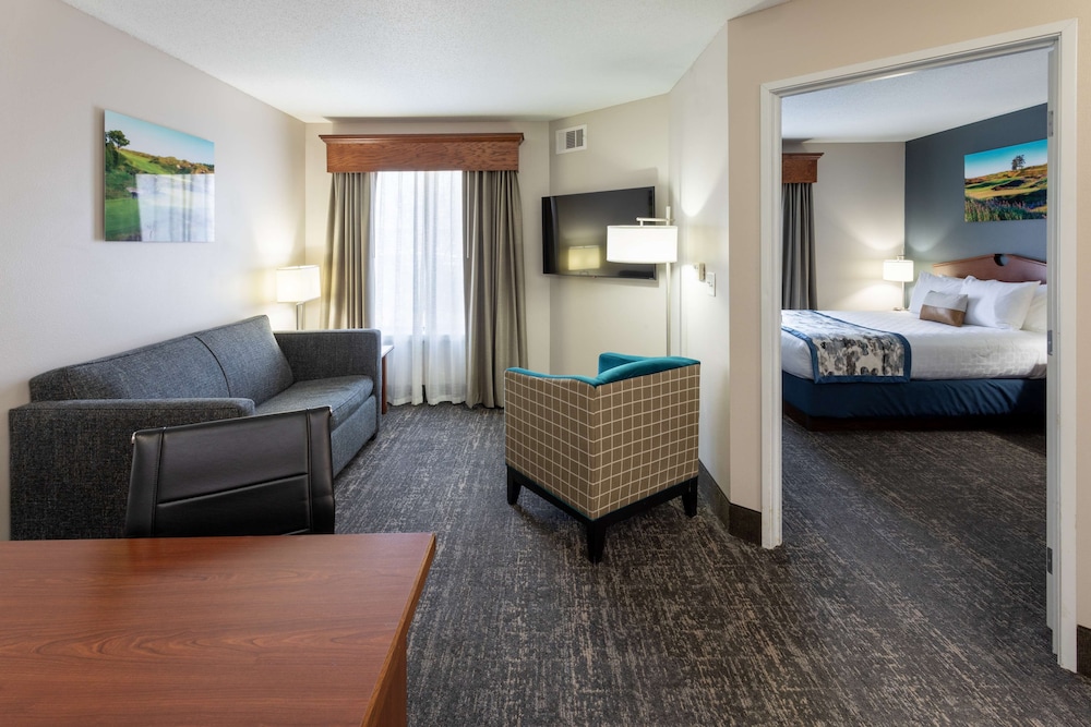 Room, 1 Bedroom, Non Smoking (Non-Accessible) - Photo 1