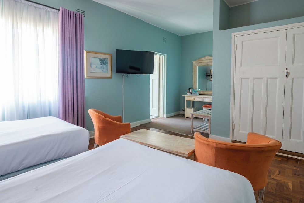 Standard Twin Room photo 3