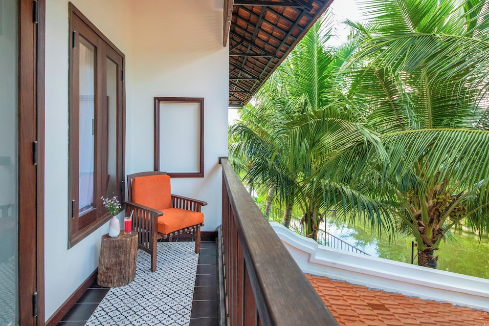 Superior Double Room, Balcony, Lake View