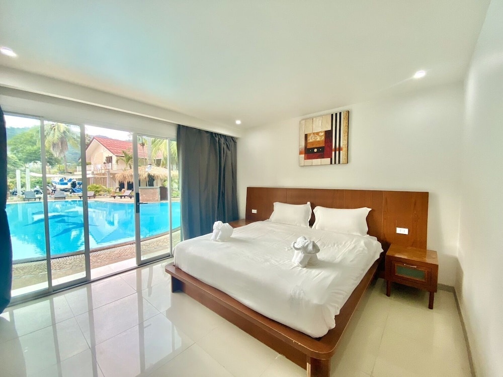 Superior Room, 1 King Bed - Photo 2