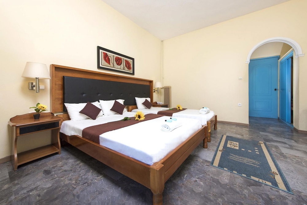 Standard Quadruple Room photo 2