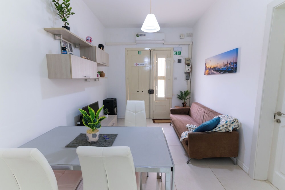 Apartment, 2 Bedrooms, Non Smoking, Kitchen