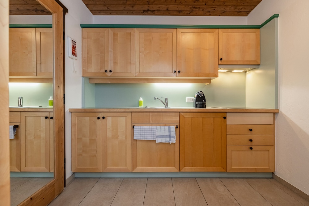Apartment, 2 Bedrooms - Photo 4