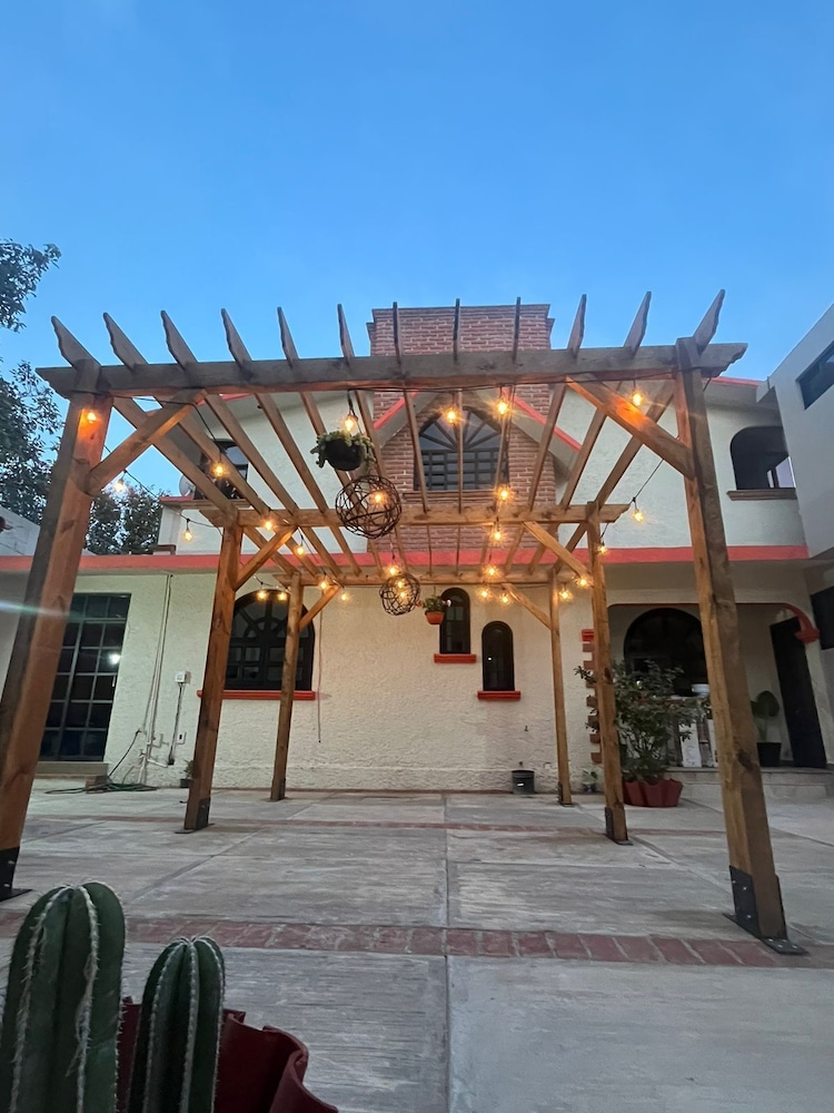 Basic Apartment, Patio photo 2