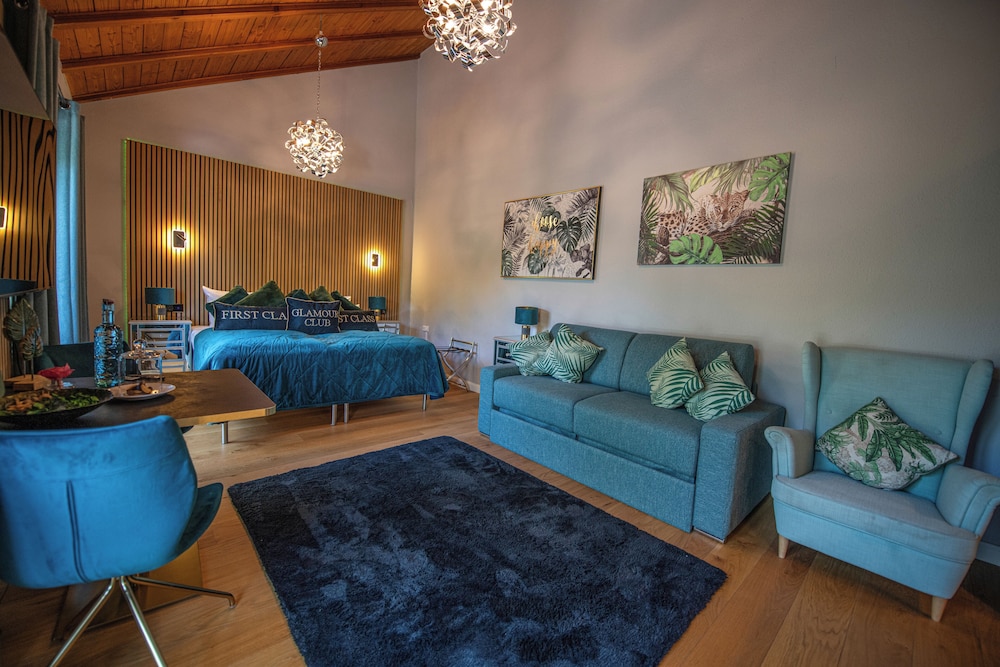 Superior Apartment, Balcony, City View (Luna) photo 3
