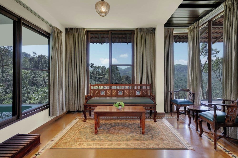 Suite, 1 King Bed