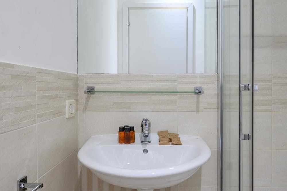 Exclusive Double or Twin Room, 1 Queen Bed, Kitchenette, City View