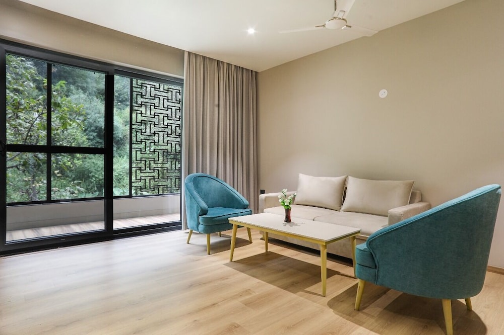 Luxury Room photo 2