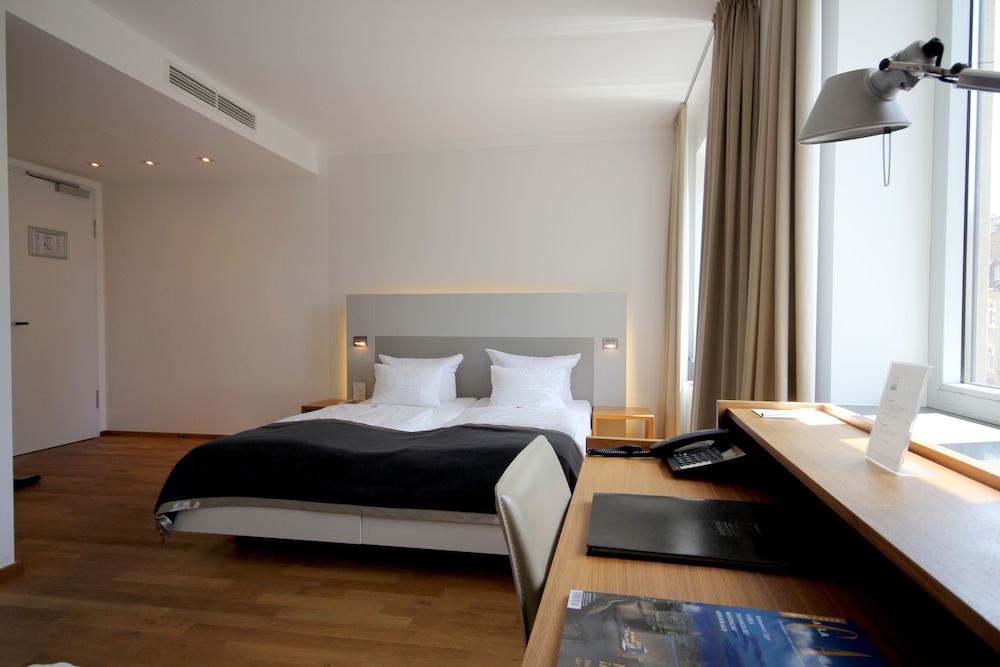 Standard Double Room - Photo 4