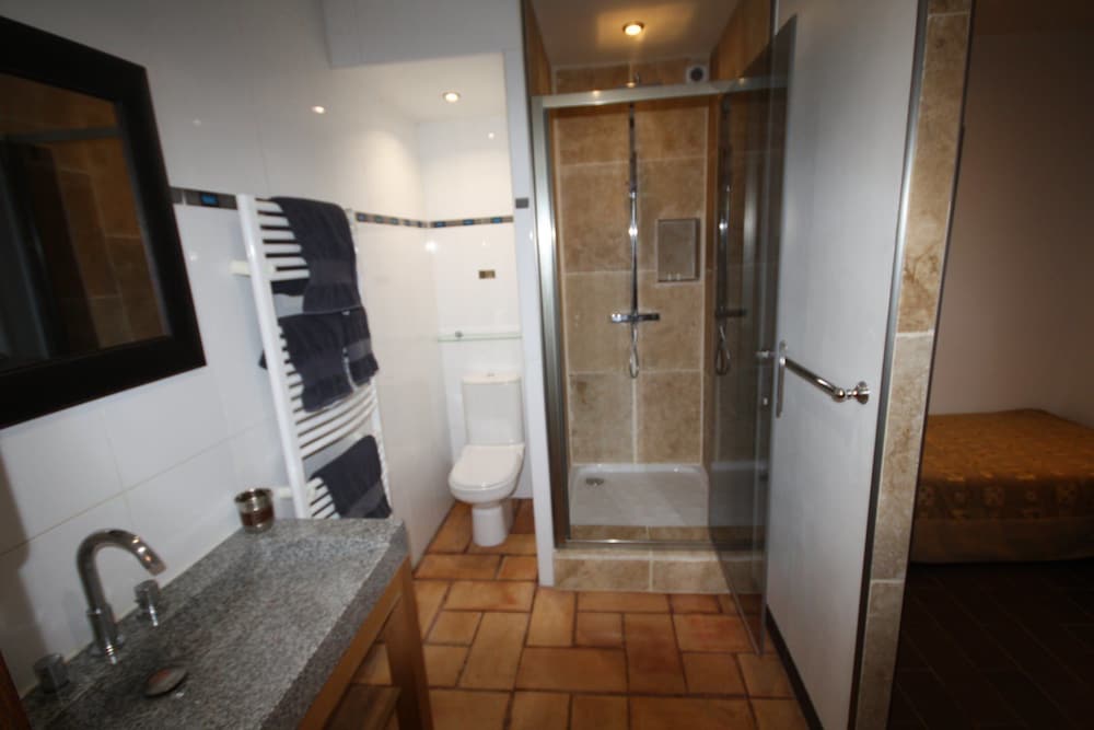 Double Room, Terrace (Rez De Jardin) photo 2