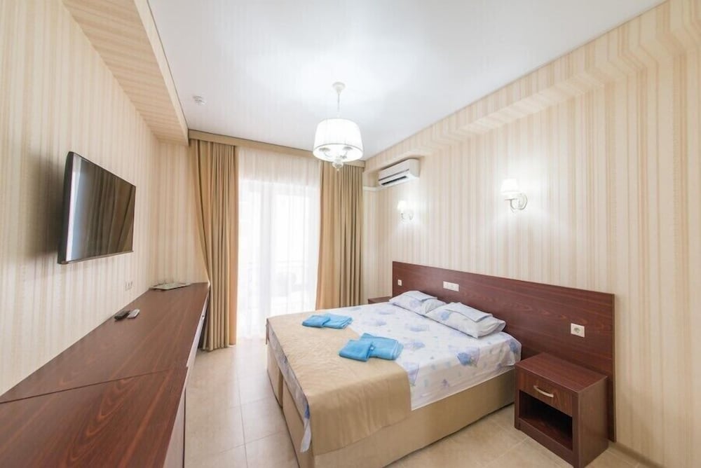 Deluxe Double Or Twin Room, Balcony